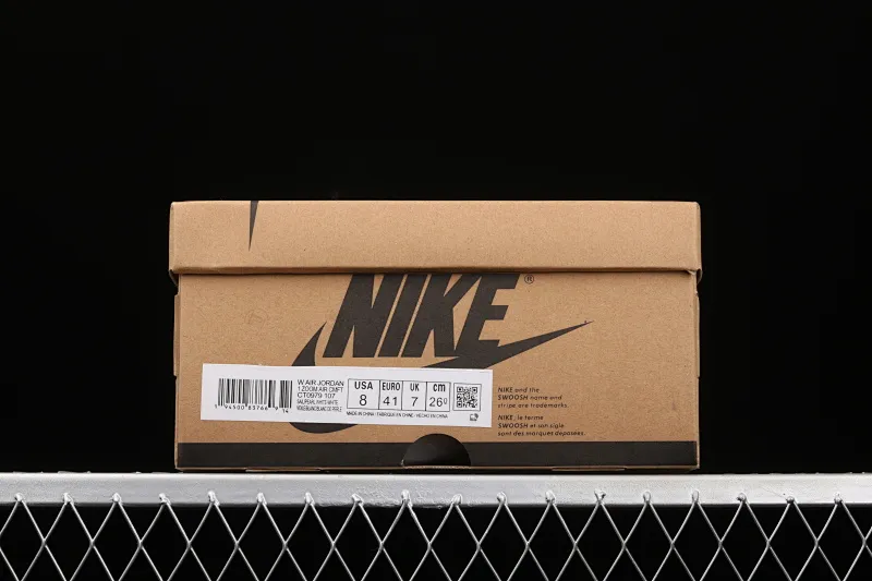 All categories Air Jordan Jordan series basketball shoes Air Jordan 1 High G version Air Jordan 1 Zoom Air CMFT AJ1 Joe 1 Pearl White high-top basketball shoes CT0979-107